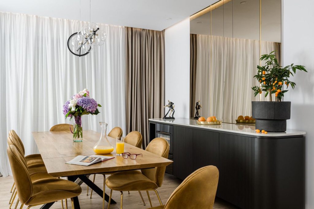 Zonă de Dining cu Bufet Negru Fluted
